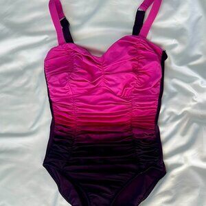 Aqua Green Women's Pink and Black One-Piece Swimsuit New Never Worn Size 10